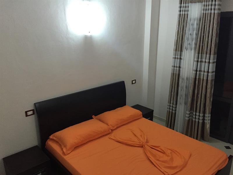 Hotel Ferrara ดูร์เรส ภายนอก รูปภาพ